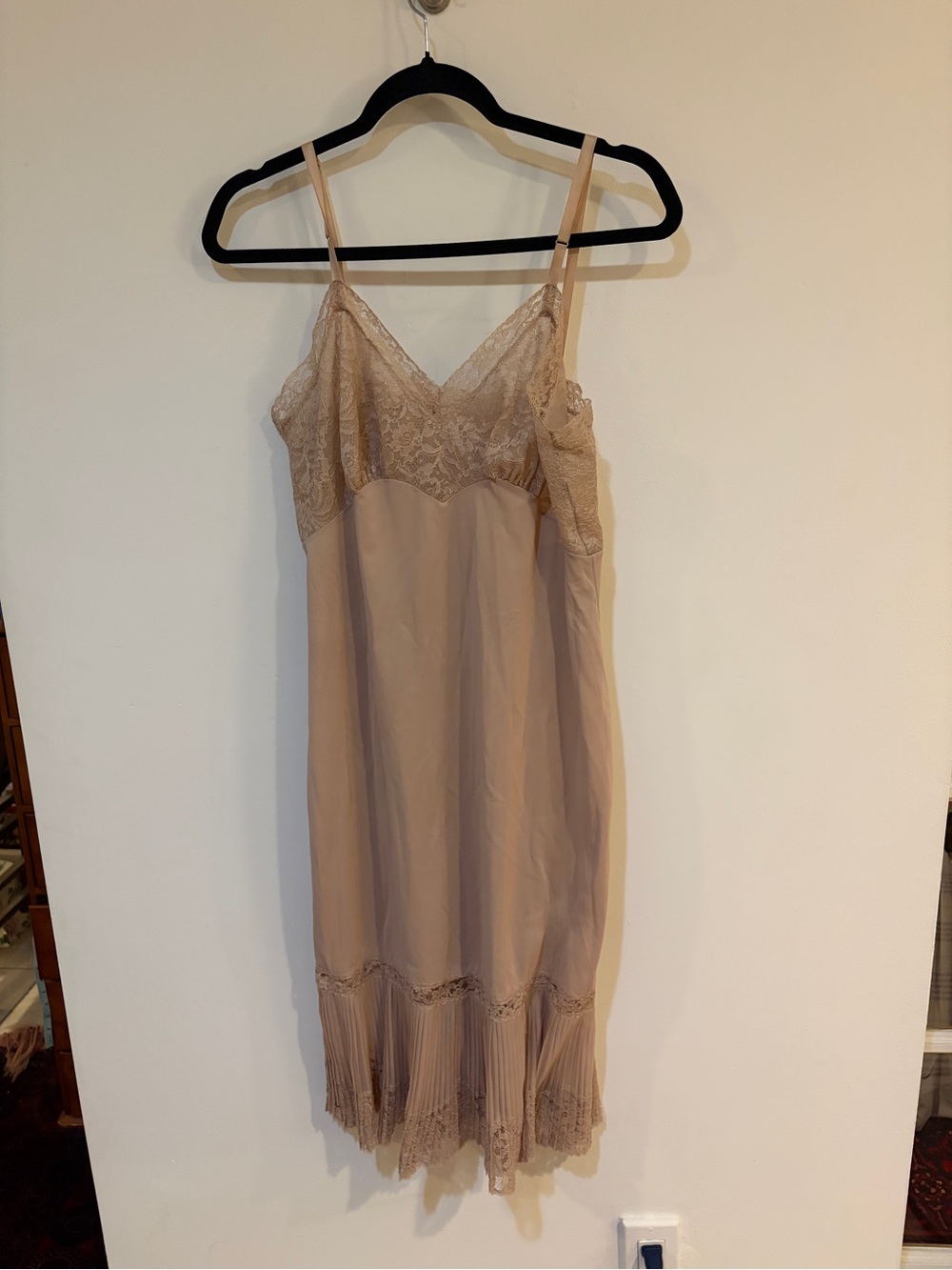 Vintage 50s Lace-Trim Slip Dress in Nude